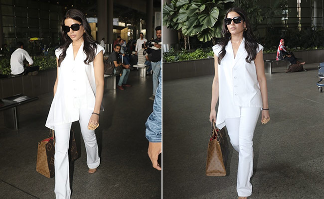 Samantha Ruth Prabhu's Airport Outfit Is All White And Chic With A Rs 2.68 Lakh Handbag