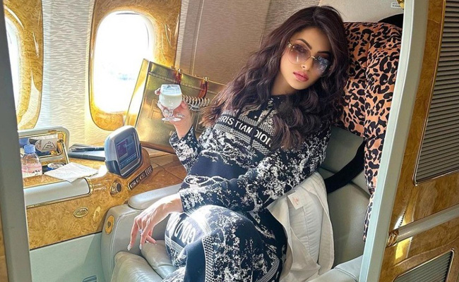 Urvashi Rautela Posts Pic Of Mumbai Hospital Where Rishabh Pant Is Admitted
