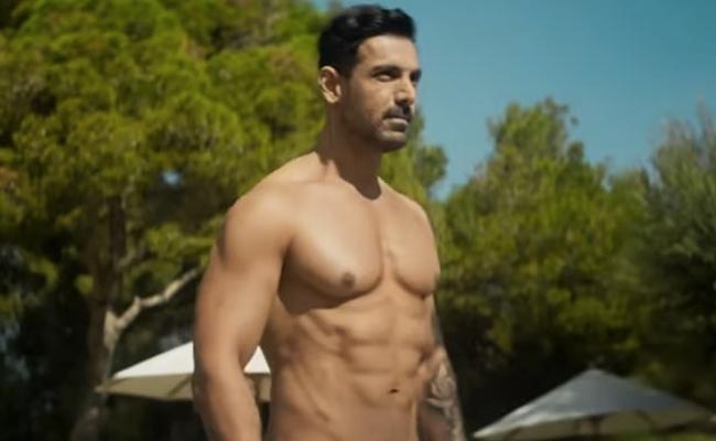 <i>Pathaan</i>: "Didn't Know I Had A Bare-Bodied Shot" - John Abraham Says It Was A Surprise