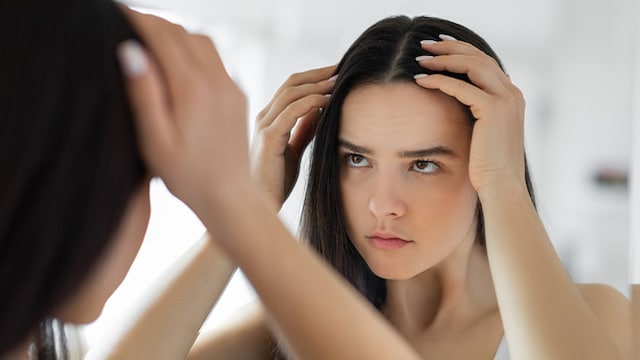 Winter scalp dryness can cause an itchy scalp and needs attention for treatment