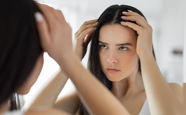 Winter scalp dryness can cause an itchy scalp and needs attention for treatment