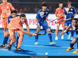 Umpire Hit On Face By Ball From Drag Flick In Hockey World Cup Match Umpire Hit On Face By Ball From Drag Flick In Hockey World Cup Match
