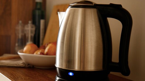 ये 5 गलितयां खराब कर सकती हैं आपकी नई Electric Kettle, सुरक्षा के लिए भी बड़ा खतरा