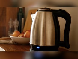 Electric Kettle का करते हैं इस्तेमाल तो जान लीजिए इसको इस्तेमाल करने का सही तरीका और सेफ्टी टिप्स
