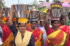 Dalits Defy 'Ban' On Temple Entry In Tamil Nadu Dalits Defy 'Ban' On Temple Entry In Tamil Nadu