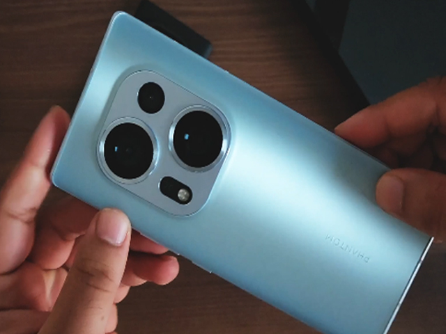 Tecno Phantom X2 5G Unboxing in Hindi and First Look: प्रीमियम स्मार्टफोन्स की रेस में नया खिलाड़ी!