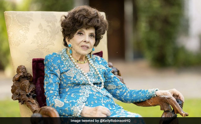 Gina Lollobrigida, Italian Actor Once Dubbed "Most Beautiful Woman In The World," Dies At 95