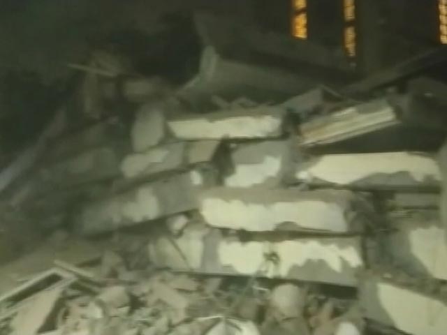 8 Trapped As Building Collapses In Lucknow, Had Cracks After Earthquake