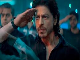 Pathaan Box Office Collection Day 2: दूसरे दिन शाहरुख की फिल्म ने मचाया गदर, 26 जनवरी पर की छप्पड़फाड़ कमाई Pathaan Box Office Collection Day 2: दूसरे दिन शाहरुख की फिल्म ने मचाया गदर, 26 जनवरी पर की छप्पड़फाड़ कमाई