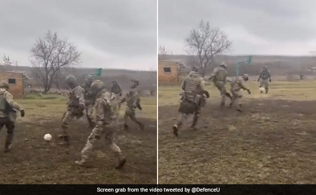 Video Of Ukrainian Soldiers Playing Football Delights The Internet