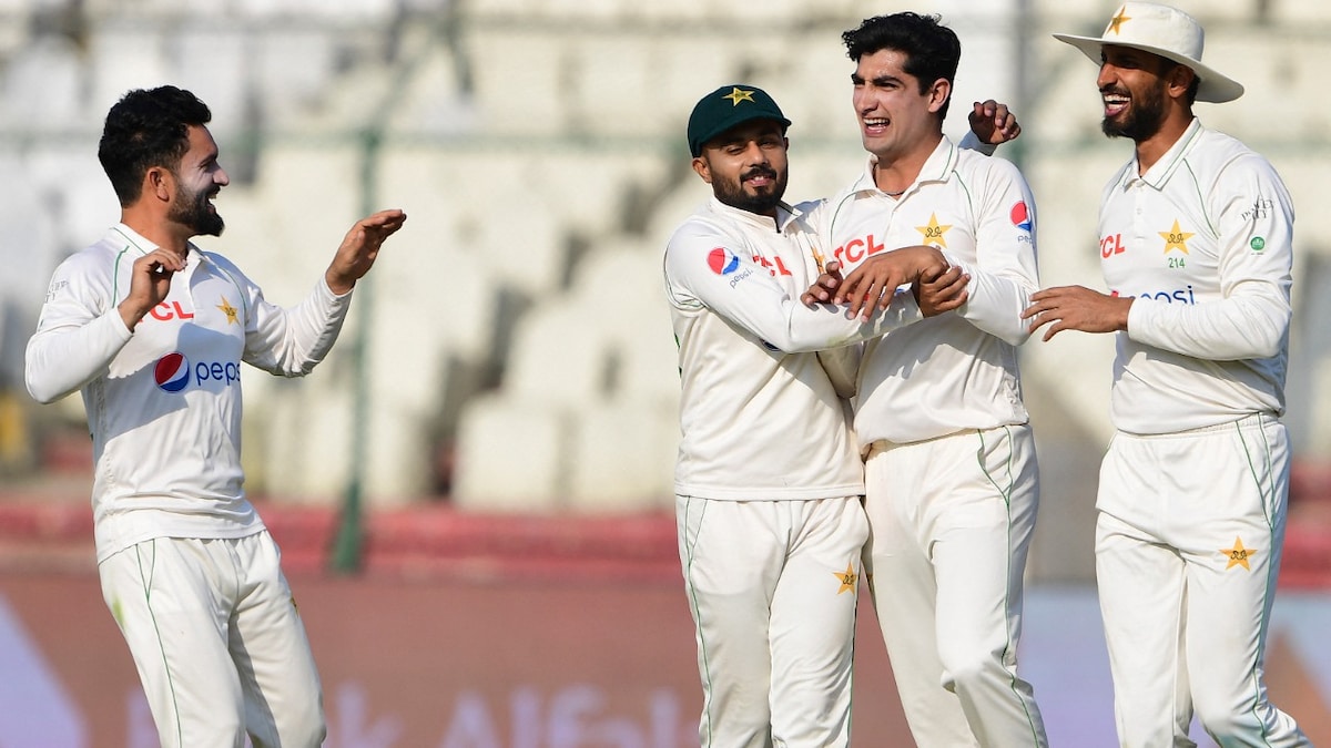 Pakistan vs New Zealand: Well Set Tom Latham Has No Answer To Naseem Shah’s Thunderbolt | Cricket News