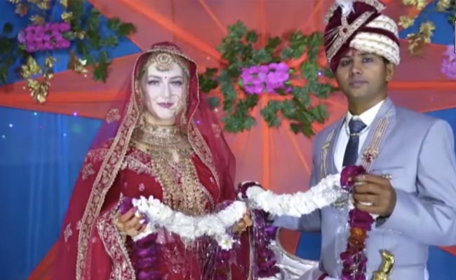Swedish Woman Flies To India To Marry Facebook Friend In UP