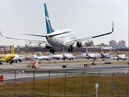 Airlines Struggle To Return To Normal After Glitch Pauses US Air Travel Airlines Struggle To Return To Normal After Glitch Pauses US Air Travel