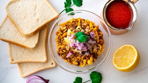 7 Mumbai Street Foods Beyond Vada Pav And Pani Puri That Locals Swear By