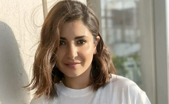 अनुष्का शर्मा ने सेल्स टैक्स डिपार्टमेंट के नोटिस को बॉम्बे HC में दी चुनौती, 6 फरवरी को होगी सुनवाई