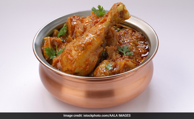 Ahead Of Panchayat Polls, Bengal Decides To Serve Chicken, Fruits In Mid-Day Meals