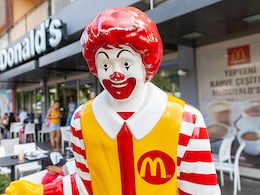 "Most Expensive McDonald's I've Ever Had": Customer Fined INR 10K For Eating Slowly "Most Expensive McDonald's I've Ever Had": Customer Fined INR 10K For Eating Slowly