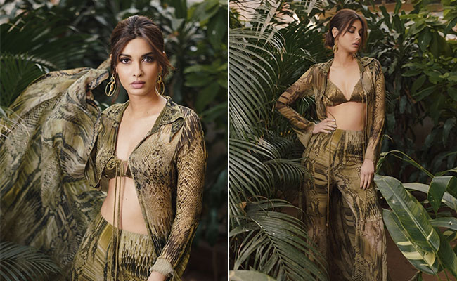 Diana Penty's Snake-Skin Printed Co-Ord Set Gives Us Major Jungle Chic Vibesss