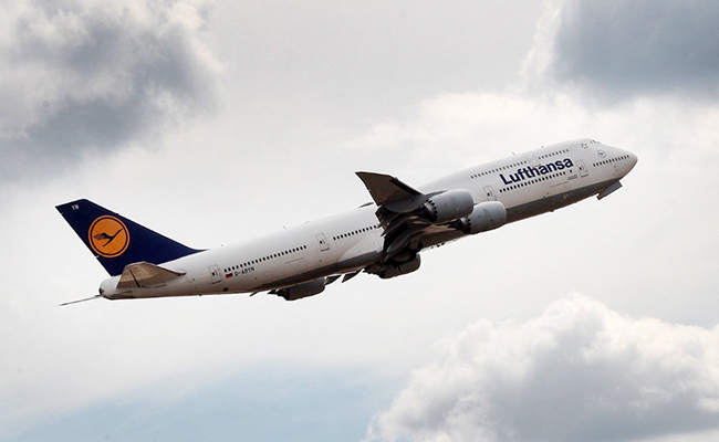 Boeing Reports Quarterly Loss Of $343 Million Amid Safety Troubles