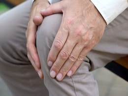 Uric acid control tips : यूरिक एसिड में गर्म पानी कैसे पिएं? यहां जानिए तरीका Uric acid control tips : यूरिक एसिड में गर्म पानी कैसे पिएं? यहां जानिए तरीका