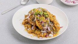 Twitter Debates Over Why Chhole Tikki Is Called Ragda Pattice In Mumbai