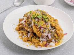 Twitter Debates Over Why Chhole Tikki Is Called Ragda Pattice In Mumbai