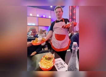 Wait, What? This US Restaurant Offers Rude Service With Good Food - Watch Video Wait, What? This US Restaurant Offers Rude Service With Good Food - Watch Video