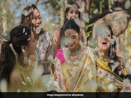 सुनील शेट्टी की बेटी अथिया ने शादी की नई PICS की शेयर, एक्ट्रेस की फोटो देखते ही पति केएल राहुल ने दिया ये रिएक्शन   सुनील शेट्टी की बेटी अथिया ने शादी की नई PICS की शेयर, एक्ट्रेस की फोटो देखते ही पति केएल राहुल ने दिया ये रिएक्शन