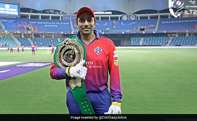 'क्रिकेट में  WWE ...'रॉबिन उथप्पा को क्यों मिला ग्रीन बेल्ट, देखकर फैन्स हो रहे कंफ्यूज, जानिए पूरी डिटेल्स