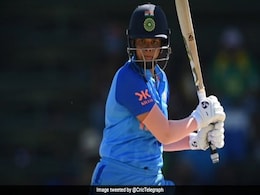 4,4,4,4,4,6 'लेडी सहवाग' ने मचाया गदर, एक ही ओवर में धुआंधार बैटिंग कर लूट ली महफिल, यूं बदल दिया मैच- Video 4,4,4,4,4,6 'लेडी सहवाग' ने मचाया गदर, एक ही ओवर में धुआंधार बैटिंग कर लूट ली महफिल, यूं बदल दिया मैच- Video