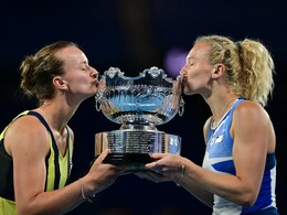 Krejcikova-Siniakova Defend Australian Open Women's Doubles Title