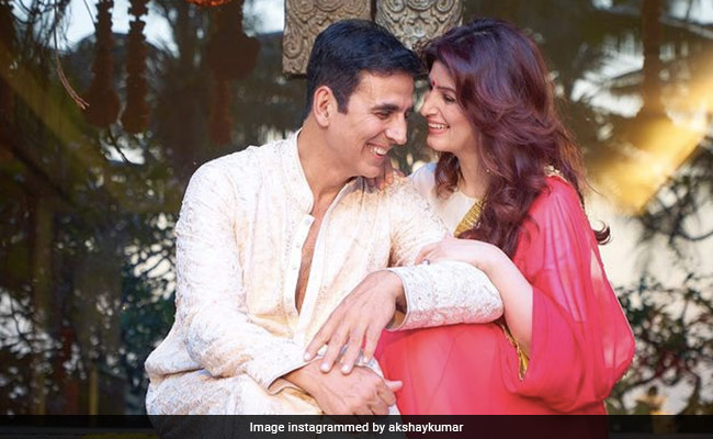 Akshay Kumar's Imperfectly Perfect Anniversary Wish For Wife Twinkle Khanna