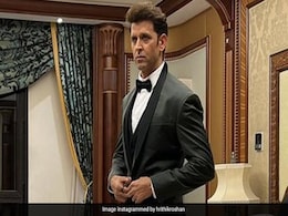 Hrithik Roshan Reviews Shah Rukh Khan's <i>Pathaan</i>: "What A Trip" Hrithik Roshan Reviews Shah Rukh Khan's <i>Pathaan</i>: "What A Trip"