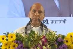 Rajnath Singh's 'Nafrat' Jibe At Rahul Gandhi's Bharat Jodo Yatra Rajnath Singh's 'Nafrat' Jibe At Rahul Gandhi's Bharat Jodo Yatra