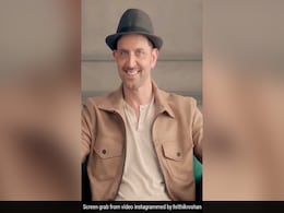 फैमिली संग लंच डेट पर निकले ऋतिक रोशन, दोनों बच्चों के साथ एक्स वाइफ सुजैन खान भी आईं नजर, VIDEO हुआ वायरल फैमिली संग लंच डेट पर निकले ऋतिक रोशन, दोनों बच्चों के साथ एक्स वाइफ सुजैन खान भी आईं नजर, VIDEO हुआ वायरल