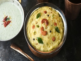 Weight Loss Dinner: वजन घटाने के लिए डिनर में बनाएं ये लाइट और हेल्दी रेसिपीज, पेट की चर्बी भी होगी कम Weight Loss Dinner: वजन घटाने के लिए डिनर में बनाएं ये लाइट और हेल्दी रेसिपीज, पेट की चर्बी भी होगी कम