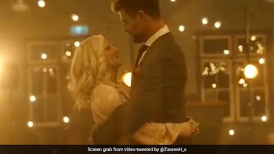 chris hemsworth wife dressed as old lady Elsa Pataky Surprises Chris Hemsworth in Limitless Episode 6 Acceptance