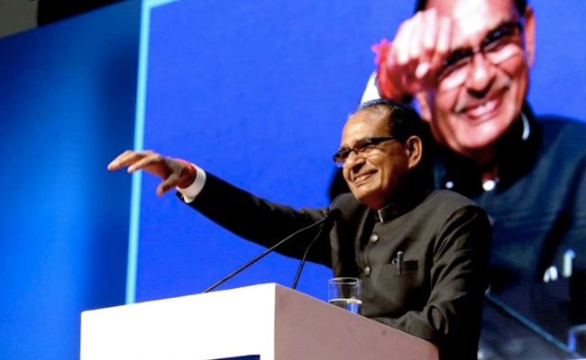 "Congress DNA Favours Pakistan": Shivraj Chouhan On Digvijaya Singh