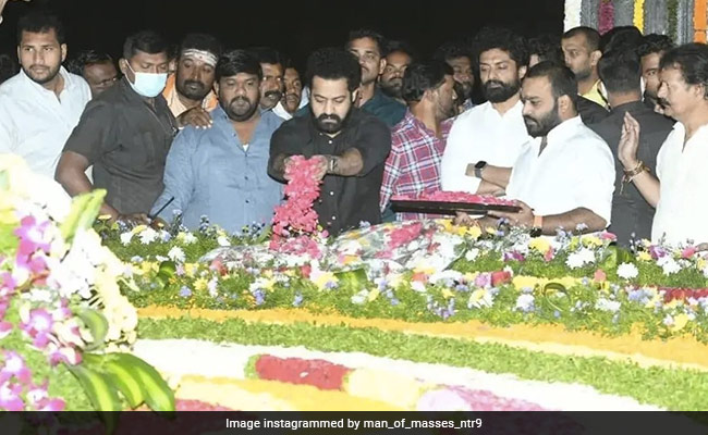 On NTR's Death Anniversary, Jr NTR And Kalyan Ram Pay Tribute To Their Grandfather