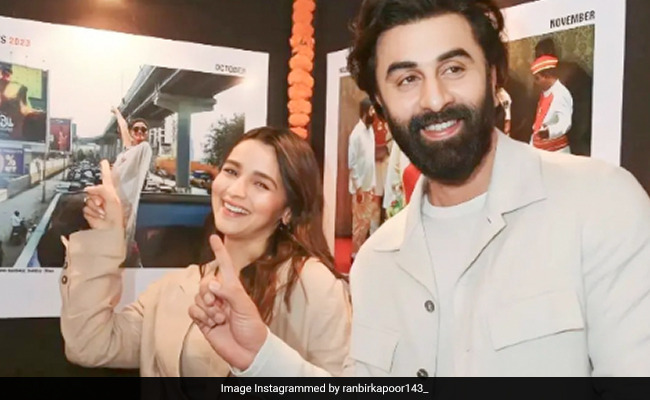 'मीडिया और पैपराजी के साथ 36 का आंकड़ा था...', एक इवेंट में आलिया भट्ट संग बोले रणबीर कपूर