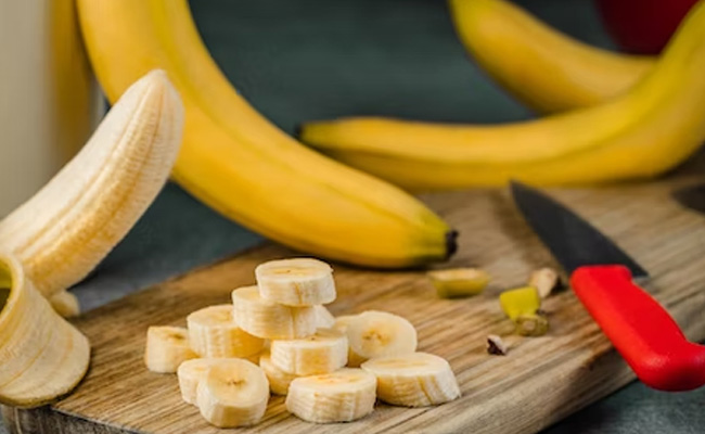 Top 7 Benefits Of Bananas, Uses And Natural Hair Masks For Gorgeous Hair