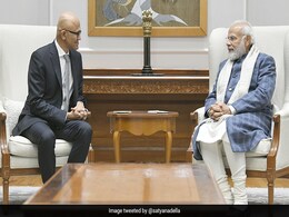 सत्या नडेला ने पीएम नरेंद्र मोदी से मुलाकात की, डिजिटल इंडिया में किया मदद का वादा सत्या नडेला ने पीएम नरेंद्र मोदी से मुलाकात की, डिजिटल इंडिया में किया मदद का वादा