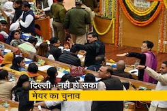 MCD मेयर और डिप्टी मेयर का चुनाव फिर टला, AAP और BJP ने एक दूसरे पर लगाए आरोप  MCD मेयर और डिप्टी मेयर का चुनाव फिर टला, AAP और BJP ने एक दूसरे पर लगाए आरोप