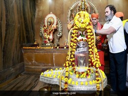 Rahul Gandhi Offers Prayers At Jammu Temple As Yatra Enters City Rahul Gandhi Offers Prayers At Jammu Temple As Yatra Enters City
