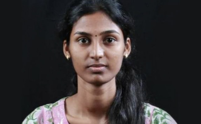 Chennai Woman Engineer Run Over By Truck While Trying To Avoid Pothole