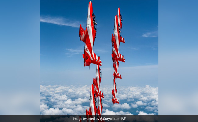 "With Love, The 9...": Air Force's Legendary Pic Of Aerobatic Team