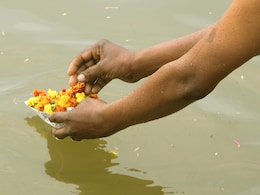Magh Purnima 2025: माघ पूर्णिमा के दिन करेंगे ये काम तो पितृदोष से मिल जाएगी मुक्ति, जानें यहां Magh Purnima 2025: माघ पूर्णिमा के दिन करेंगे ये काम तो पितृदोष से मिल जाएगी मुक्ति, जानें यहां