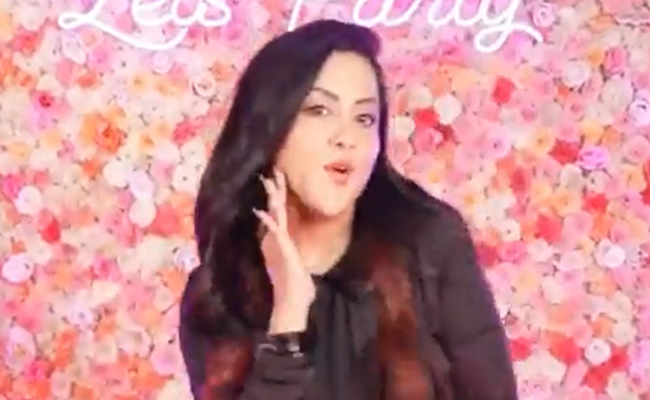 Watch: Amruta Fadnavis Grooves To Her New Single 'Mood Banaleya'