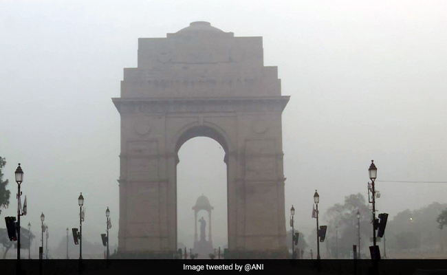 Delhi Air Quality Continues To Remain In "Very Poor" Category