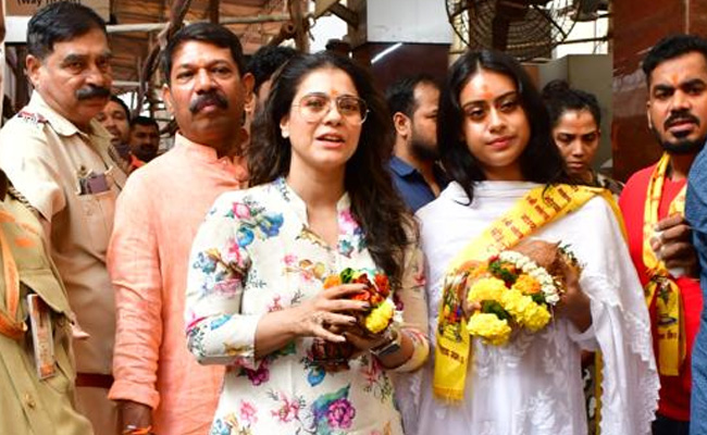 Pics: Kajol And Daughter Nysa Devgan Offer Prayer At Siddhivinayak Temple In Mumbai